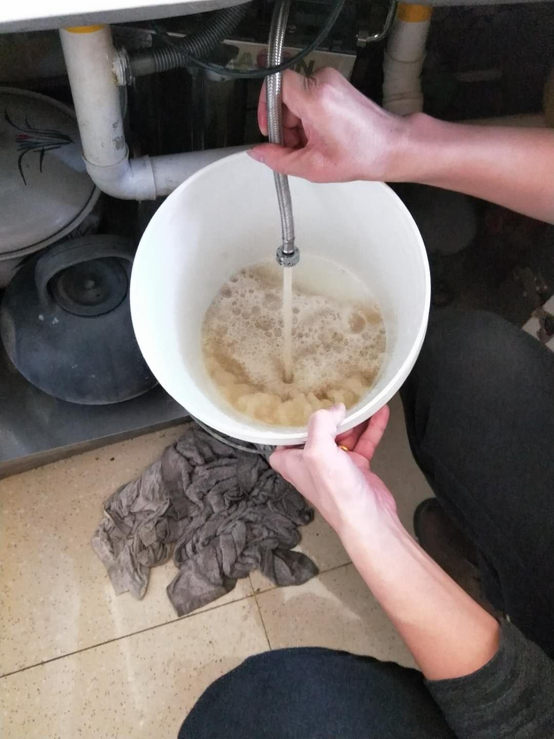 福建廈門家庭住宅自來水管設(shè)備清洗案例